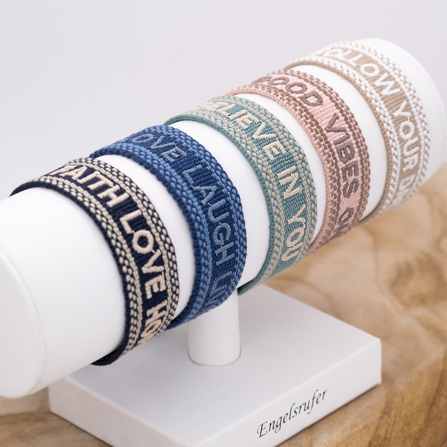 Engelsrufer women's fabric bracelet with embroidery FOLLOW YOUR DREAMS