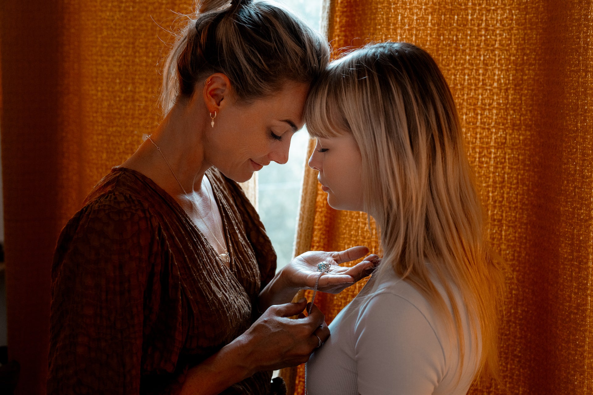 The meaning of the Engelsrufer: history and inspiration for wearing th