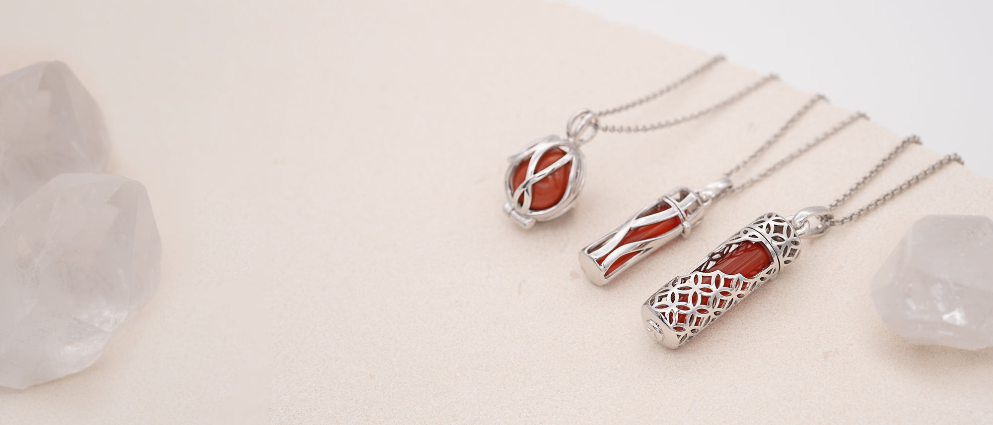Engelsrufer Small Red Jasper Powerful Stone main image 0